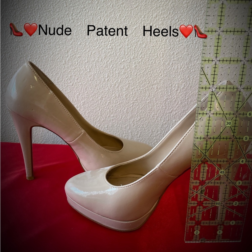 👠 Like New Nude Patent Heela 👠